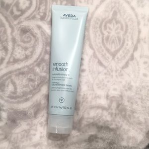 AVEDA's smooth infusion naturally straight